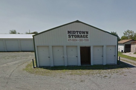 At Midtown Storage, we ensure that our storage facilities are safe and secure to provide you and your belongings with the utmost care. 